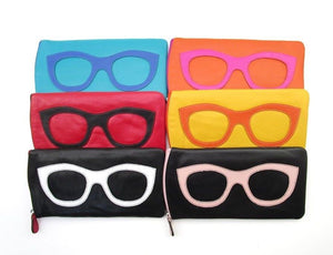 ILI LEATHER EYGLASS CASE WITH FRAME DETAIL
